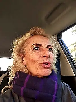 clarabell4 online show from 12, 1, 2026