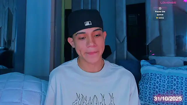 Sebax Young online show from 31, 10, 2025