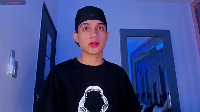 Sebax Young online show from 13, 7, 2026