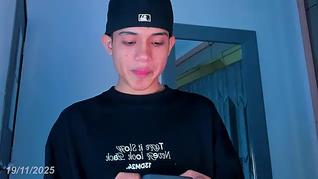 Sebax Young online show from 19, 11, 2025