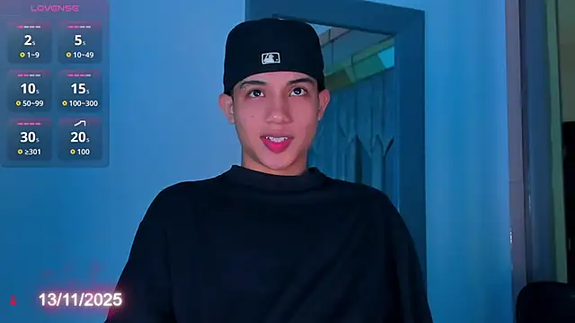 Sebax Young online show from 13, 11, 2025