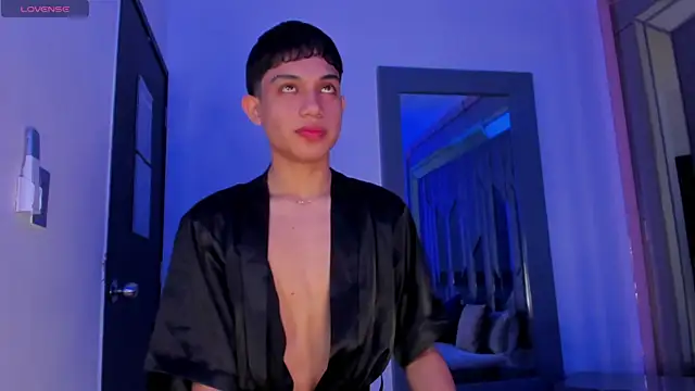 Sebax Young online show from 21, 7, 2026