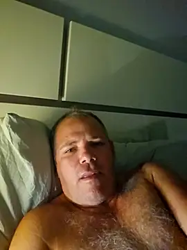 Snapshot of cubanitofeliz40 chatting on 15, 12, 2025 cubanitofeliz40 online show from 15, 12, 2025