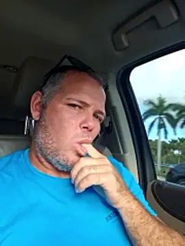 Snapshot of cubanitofeliz40 chatting on 5, 1, 2026 cubanitofeliz40 online show from 5, 1, 2026