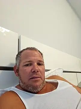 cubanitofeliz40 online show from 15, 9, 2025