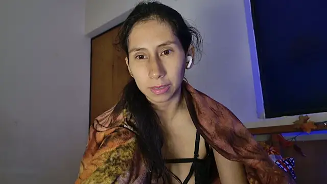 Snapshot of _MoonLipson_ chatting on 18, 10, 2025 MoonLipson online show from 18, 10, 2025