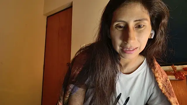 Snapshot of _MoonLipson_ chatting on 15, 10, 2025 MoonLipson online show from 15, 10, 2025