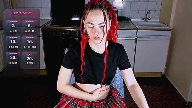 Georgia  Miller online show from 5, 11, 2025