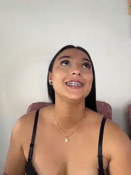 Snapshot of nicolexxaleja chatting on 15, 5, 2026 nicolexxaleja online show from 15, 5, 2026