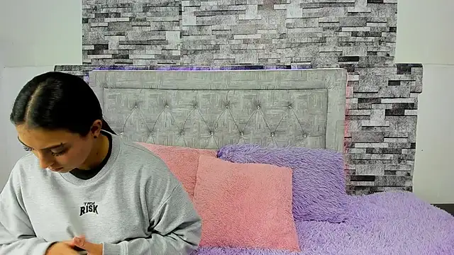 nicolexxaleja online show from 6, 11, 2025