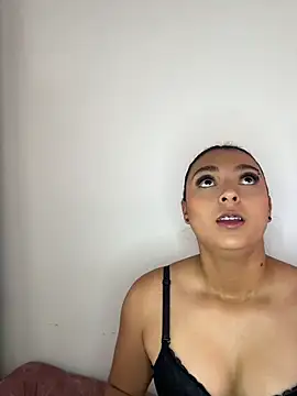 nicolexxaleja online show from 4, 7, 2026