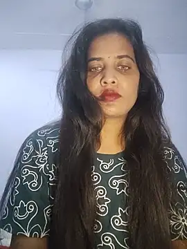 cute radhikaa online show from 31, 5, 2026