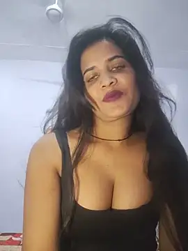 cute radhikaa online show from 12, 6, 2026