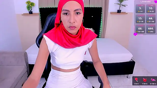 Sarah Brooke online show from 4, 10, 2025
