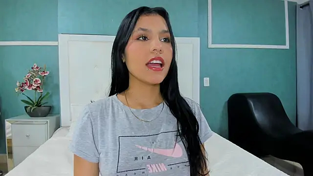 Snapshot of ania_gomez chatting on 18, 11, 2025 ania gomez online show from 18, 11, 2025