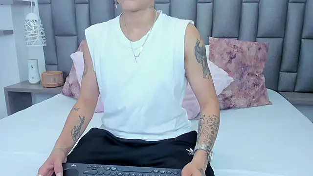 ZoeKrug online show from 20, 2, 2026