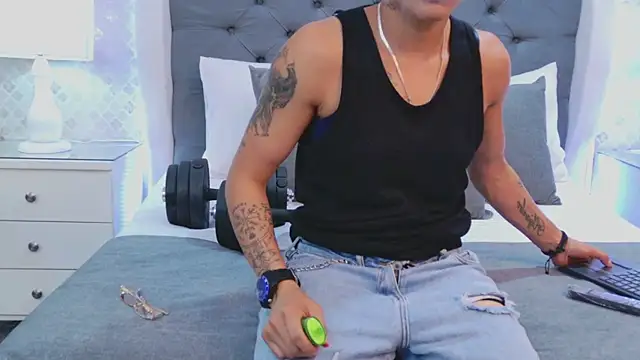 ZoeKrug online show from 18, 1, 2026