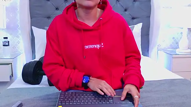 ZoeKrug online show from 16, 1, 2026