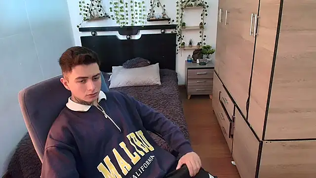 santii ss online show from 10, 5, 2026