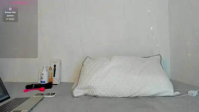 hot boy 04 online show from 20, 3, 2026