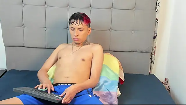 Snapshot of jake_hott1 chatting on 16, 10, 2025 jake hott1 online show from 16, 10, 2025