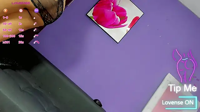 Snapshot of Valentina_Horny777 chatting on 8, 10, 2025 Valentina Horny777 online show from 8, 10, 2025