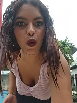 Yessica Lopezz online show from 19, 6, 2026