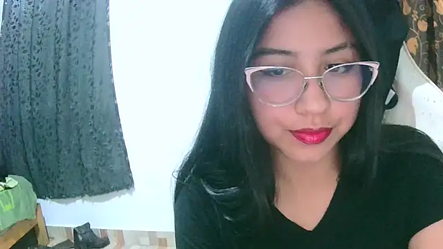 honeysweet111 online show from 3, 10, 2025