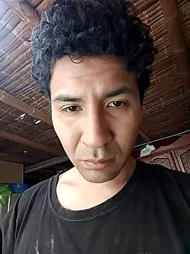 Snapshot of LecheDeSoya666 chatting on 4, 11, 2025 LecheDeSoya666 online show from 4, 11, 2025