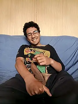 Snapshot of LecheDeSoya666 chatting on 29, 11, 2025 LecheDeSoya666 online show from 29, 11, 2025