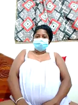 Snapshot of boosypussy chatting on 15, 5, 2026 boosypussy online show from 15, 5, 2026