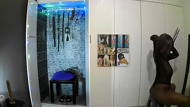 Snapshot of BaDSubMiss chatting on 23, 9, 2025 BaDSubMiss online show from 23, 9, 2025