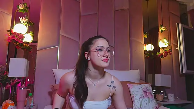 LucyLextonX online show from 19, 3, 2026