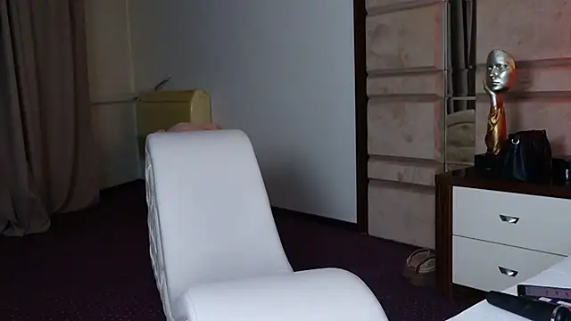 LucyLextonX online show from 10, 2, 2026