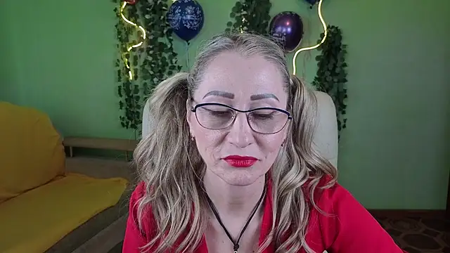 Snapshot of Habibi_Honeyy chatting on 11, 9, 2025 Habibi Honeyy online show from 11, 9, 2025