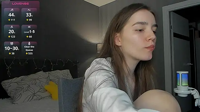 Snapshot of sweete_chantal chatting on 21, 5, 2026 sweete chantal online show from 21, 5, 2026