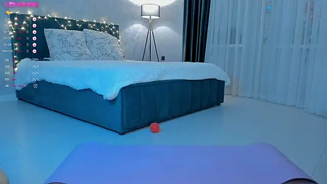 sweete chantal online show from 30, 10, 2025