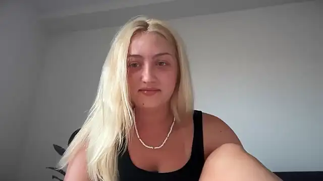 Snapshot of Kitty_Swetty chatting on 28, 6, 2026 Kitty Swetty online show from 28, 6, 2026