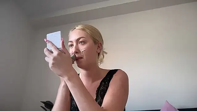 Snapshot of Kitty_Swetty chatting on 6, 5, 2026 Kitty Swetty online show from 6, 5, 2026