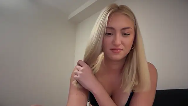 Kitty Swetty online show from 13, 11, 2025