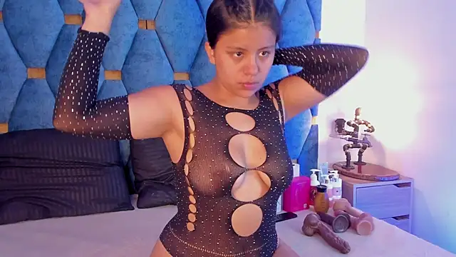 Snapshot of sasha_roldann chatting on 15, 7, 2026 sasha roldann online show from 15, 7, 2026