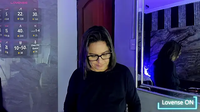 Agatha Pleasure online show from 3, 11, 2025