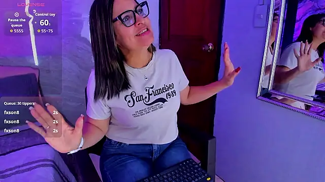 Agatha Pleasure online show from 18, 3, 2026