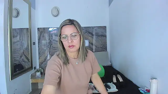 Snapshot of Agatha_Pleasure chatting on 16, 6, 2026 Agatha Pleasure online show from 16, 6, 2026