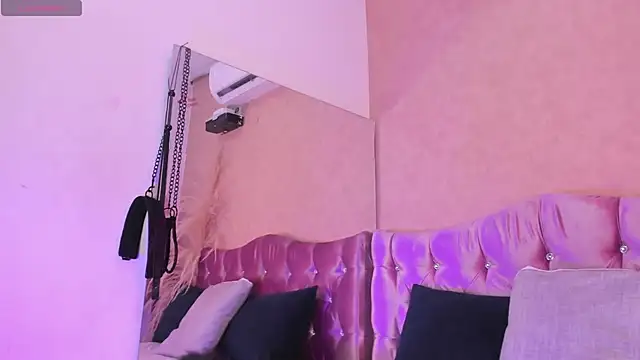 KARINAJTORRES online show from 30, 9, 2025