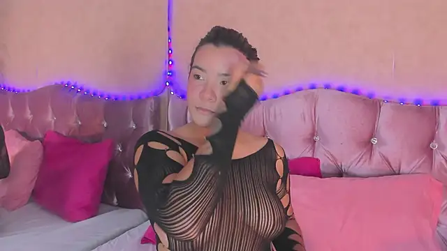 KARINAJTORRES online show from 19, 3, 2026