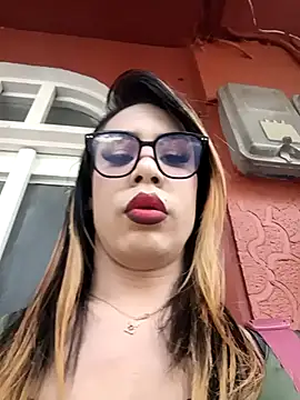 Snapshot of Daliana_Gounbolt chatting on 10, 6, 2026 Daliana Gounbolt online show from 10, 6, 2026