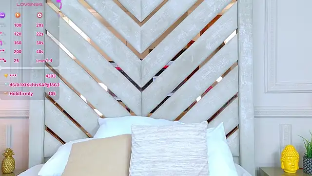 Agatha-Adams online show from 22, 10, 2025