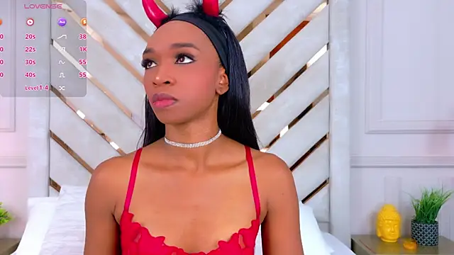 Agatha-Adams online show from 30, 10, 2025