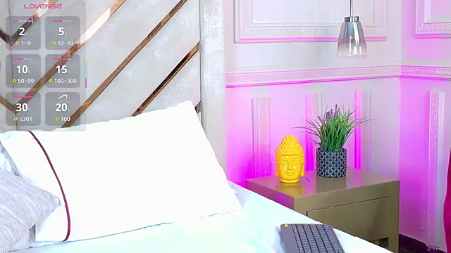 Agatha-Adams online show from 22, 12, 2025